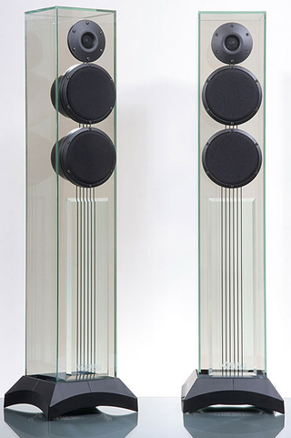 Illustration for article titled Waterfall Audio Speakers Deliver Shimmering Sound with Drivers Perched Inside Glass